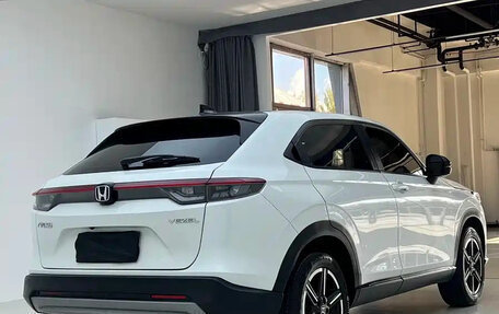 Honda Vezel, 2023 год, 1 400 000 рублей, 3 фотография