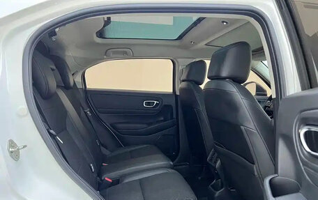 Honda Vezel, 2023 год, 1 400 000 рублей, 11 фотография