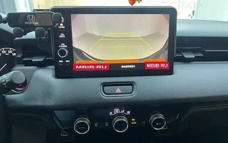 Honda Vezel, 2023 год, 1 400 000 рублей, 10 фотография