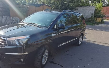 SsangYong Stavic, 2014 год, 1 450 000 рублей, 1 фотография