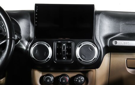 Jeep Wrangler, 2016 год, 2 675 000 рублей, 12 фотография