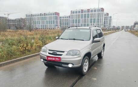 Chevrolet Niva I рестайлинг, 2019 год, 930 000 рублей, 1 фотография