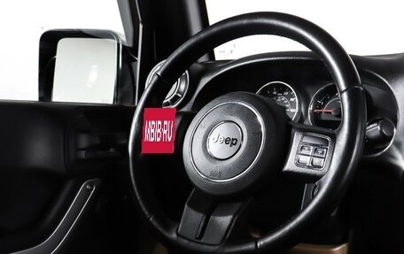 Jeep Wrangler, 2016 год, 2 675 000 рублей, 14 фотография