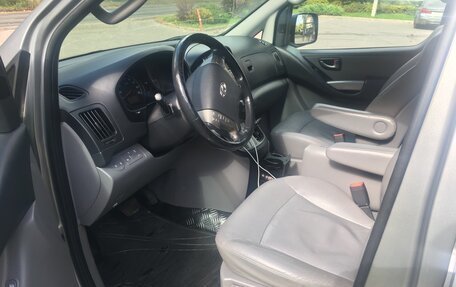 Hyundai Grand Starex Grand Starex I рестайлинг 2, 2016 год, 2 200 000 рублей, 5 фотография