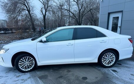 Toyota Camry, 2015 год, 1 550 000 рублей, 6 фотография