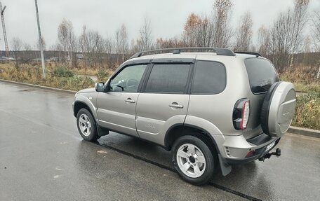 Chevrolet Niva I рестайлинг, 2019 год, 930 000 рублей, 2 фотография