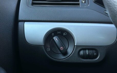 Volkswagen Jetta VI, 2012 год, 890 000 рублей, 13 фотография