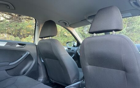 Volkswagen Jetta VI, 2012 год, 890 000 рублей, 28 фотография