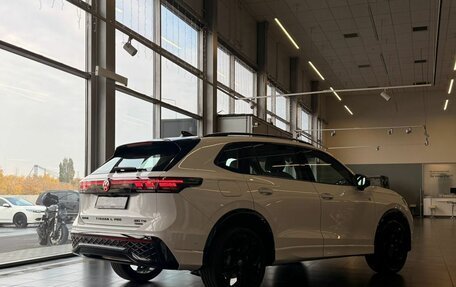 Volkswagen Tiguan, 2025 год, 5 127 000 рублей, 5 фотография