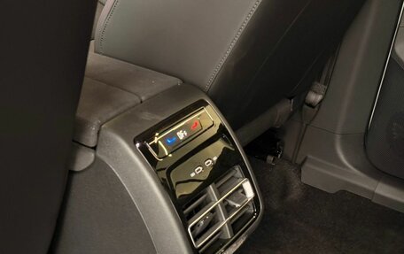 Volkswagen Tiguan, 2025 год, 5 127 000 рублей, 17 фотография