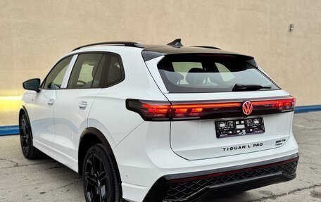 Volkswagen Tiguan, 2025 год, 4 750 000 рублей, 7 фотография