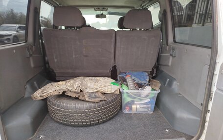 ЛуАЗ Patriot, 2012 год, 390 000 рублей, 23 фотография