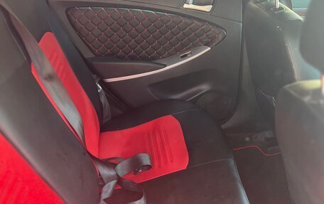 Hyundai Solaris II рестайлинг, 2012 год, 750 000 рублей, 3 фотография