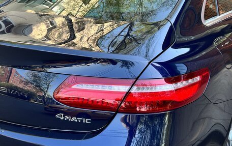 Mercedes-Benz E-Класс, 2019 год, 3 850 000 рублей, 5 фотография