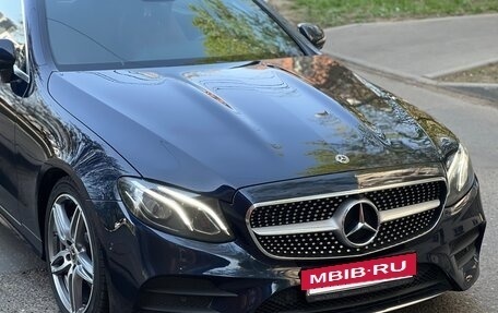 Mercedes-Benz E-Класс, 2019 год, 3 850 000 рублей, 9 фотография