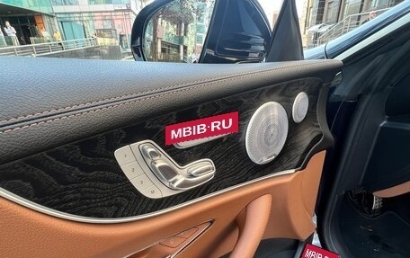 Mercedes-Benz E-Класс, 2019 год, 3 850 000 рублей, 19 фотография