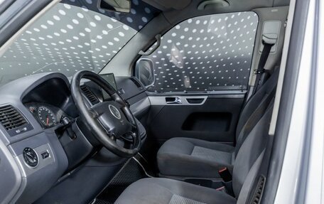 Volkswagen Multivan T5, 2003 год, 1 200 000 рублей, 15 фотография