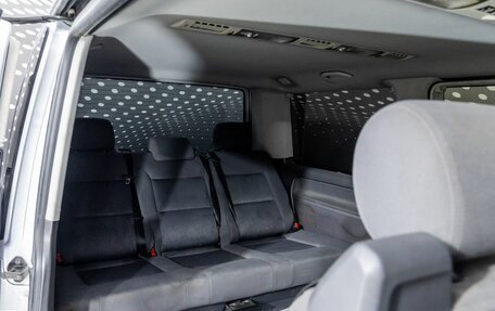 Volkswagen Multivan T5, 2003 год, 1 200 000 рублей, 12 фотография