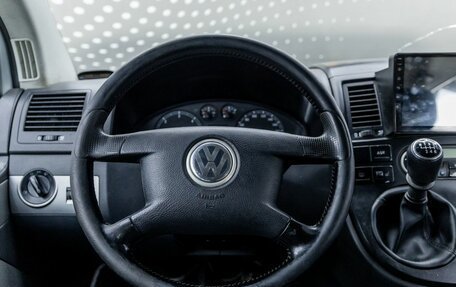 Volkswagen Multivan T5, 2003 год, 1 200 000 рублей, 9 фотография