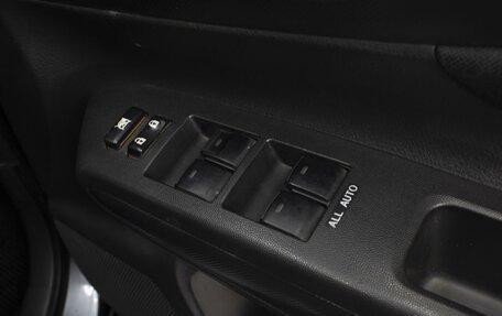 Toyota Wish II, 2012 год, 1 500 000 рублей, 15 фотография