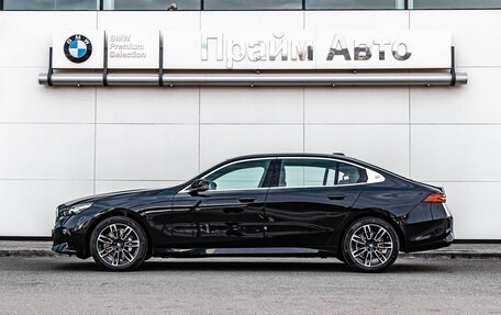 BMW 5 серия, 2025 год, 8 490 000 рублей, 7 фотография