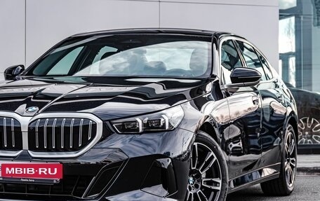 BMW 5 серия, 2025 год, 8 490 000 рублей, 9 фотография