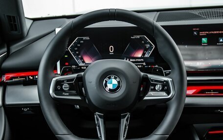 BMW 5 серия, 2025 год, 8 490 000 рублей, 15 фотография