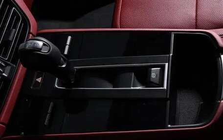 Porsche Macan I рестайлинг, 2025 год, 15 000 000 рублей, 12 фотография