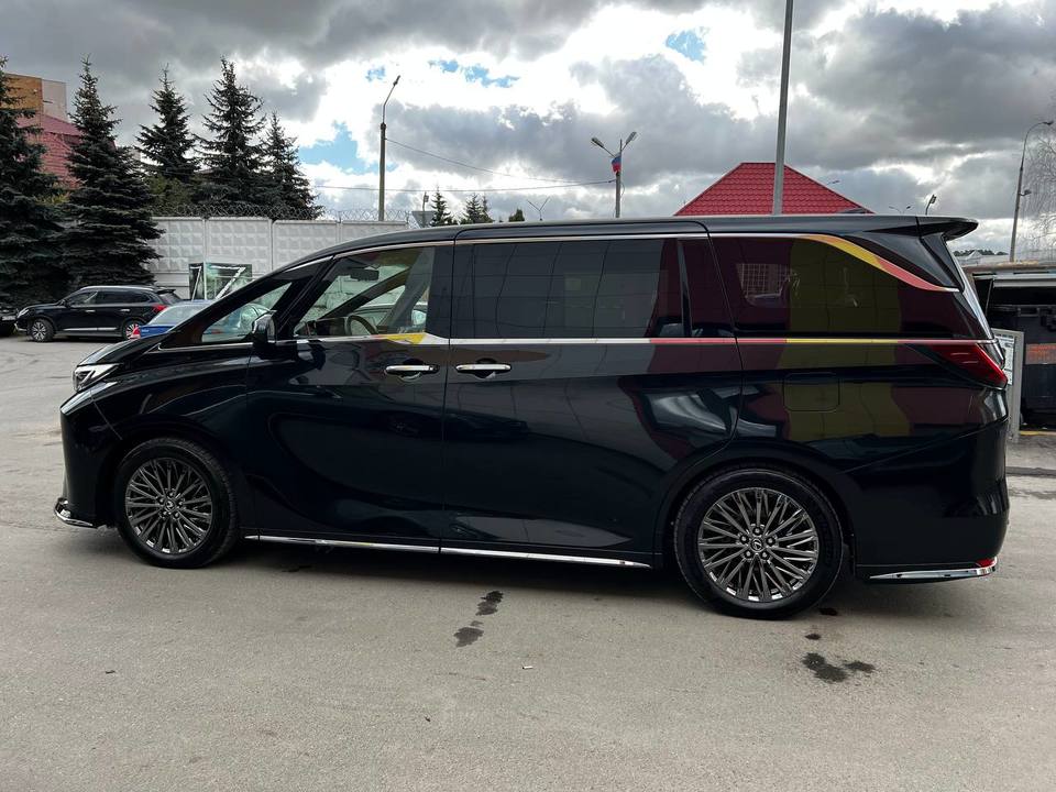 Lexus LM I, 2025 год, 19 400 000 рублей, 4 фотография