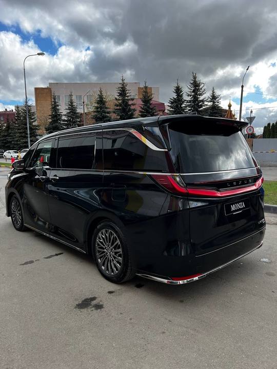 Lexus LM I, 2025 год, 19 400 000 рублей, 6 фотография