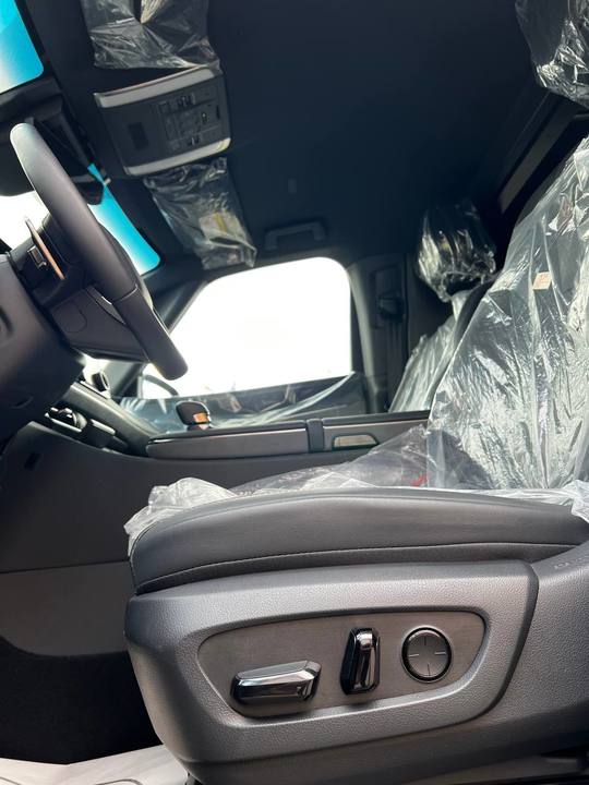 Lexus LM I, 2025 год, 19 400 000 рублей, 18 фотография