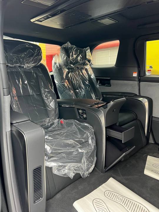 Lexus LM I, 2025 год, 19 400 000 рублей, 32 фотография