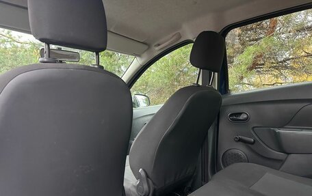 Renault Sandero II рестайлинг, 2015 год, 520 000 рублей, 24 фотография