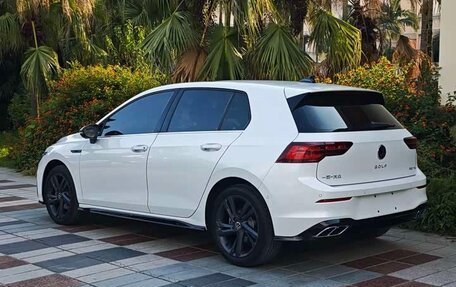 Volkswagen Golf VIII, 2022 год, 2 100 000 рублей, 4 фотография