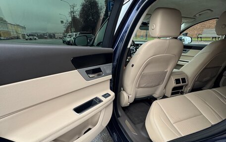 Jaguar XF II, 2018 год, 2 700 000 рублей, 12 фотография