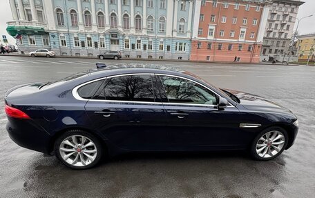 Jaguar XF II, 2018 год, 2 700 000 рублей, 6 фотография