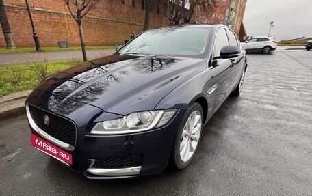 Jaguar XF II, 2018 год, 2 700 000 рублей, 4 фотография