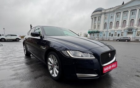 Jaguar XF II, 2018 год, 2 700 000 рублей, 3 фотография