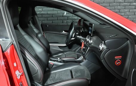 Mercedes-Benz CLA, 2018 год, 2 290 000 рублей, 18 фотография