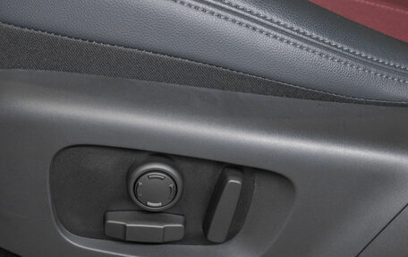 Land Rover Range Rover Evoque II, 2024 год, 6 500 000 рублей, 17 фотография