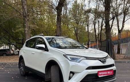 Toyota RAV4, 2015 год, 2 600 000 рублей, 1 фотография