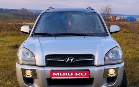 Hyundai Tucson III, 2006 год, 630 000 рублей, 7 фотография
