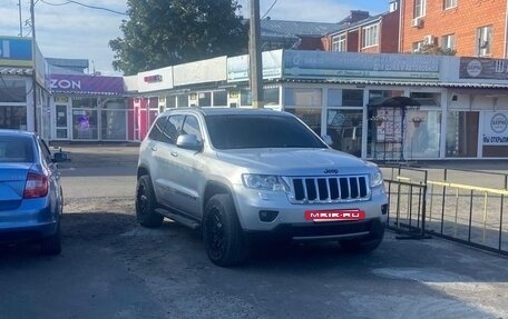 Jeep Grand Cherokee, 2011 год, 1 550 000 рублей, 2 фотография