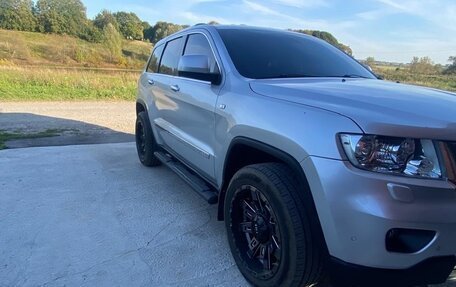 Jeep Grand Cherokee, 2011 год, 1 550 000 рублей, 13 фотография