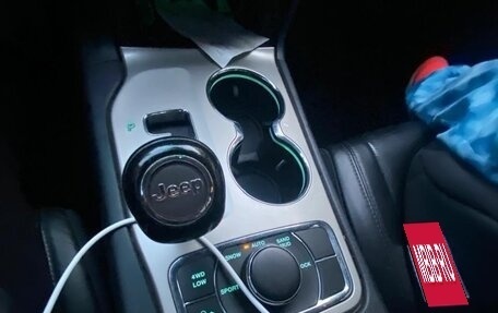 Jeep Grand Cherokee, 2011 год, 1 550 000 рублей, 4 фотография