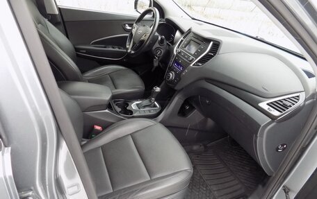 Hyundai Santa Fe III рестайлинг, 2017 год, 2 350 000 рублей, 15 фотография