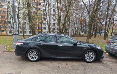 Toyota Camry, 2019 год, 2 470 000 рублей, 3 фотография