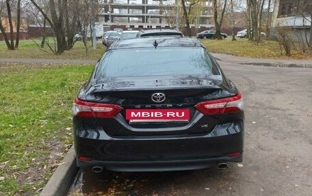 Toyota Camry, 2019 год, 2 470 000 рублей, 2 фотография