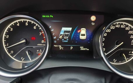 Toyota Camry, 2019 год, 2 470 000 рублей, 10 фотография