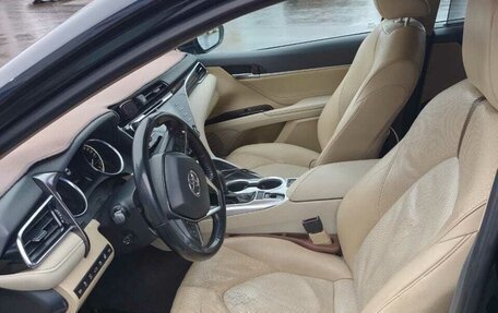 Toyota Camry, 2019 год, 2 470 000 рублей, 11 фотография